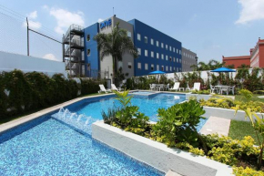  One Cuernavaca  Куэрнавака